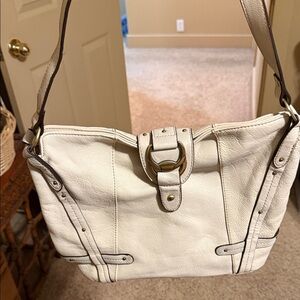 Elegant White Leather Shoulder Bag